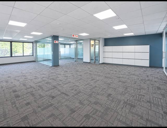 270M² OFFICE TO LET IN WOODMEAD